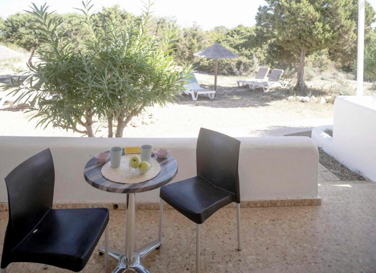 Roquetes Bungalows - Formentera Break Es Pujols Exterior foto